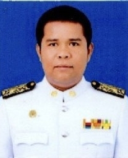 นายนิกร  ชาญพินิจ