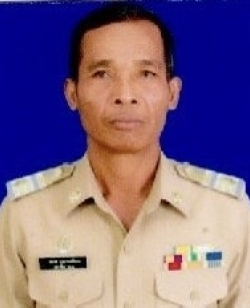 นายสมดี  บุตรเสมียน